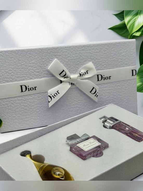 Accessories - 🌸 Dior Mini Perfume Gift Set – 3 x 5ml Travel Size Fragrances 🌸